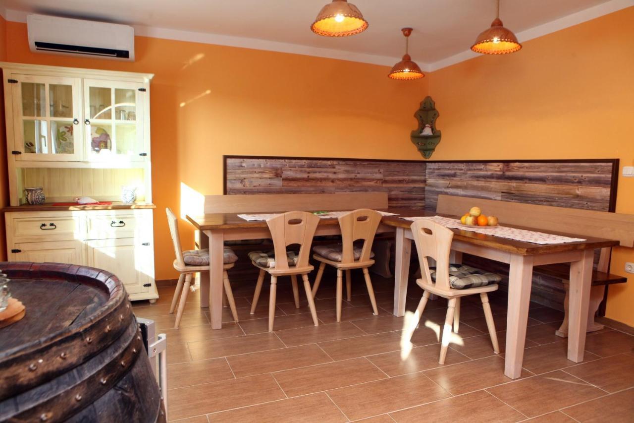 Lindika Villa Lendava Buitenkant foto